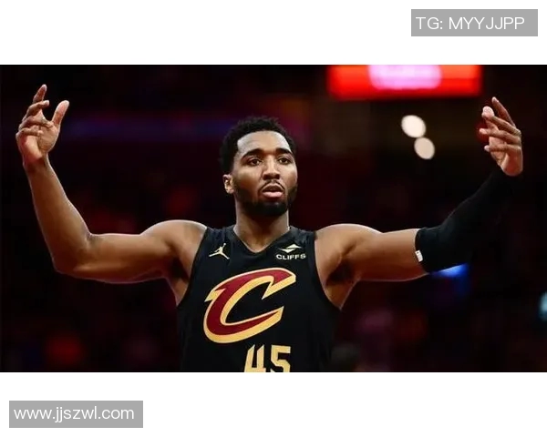 米切尔宣布离队震惊球迷 亲笔告别信引发感慨与不舍